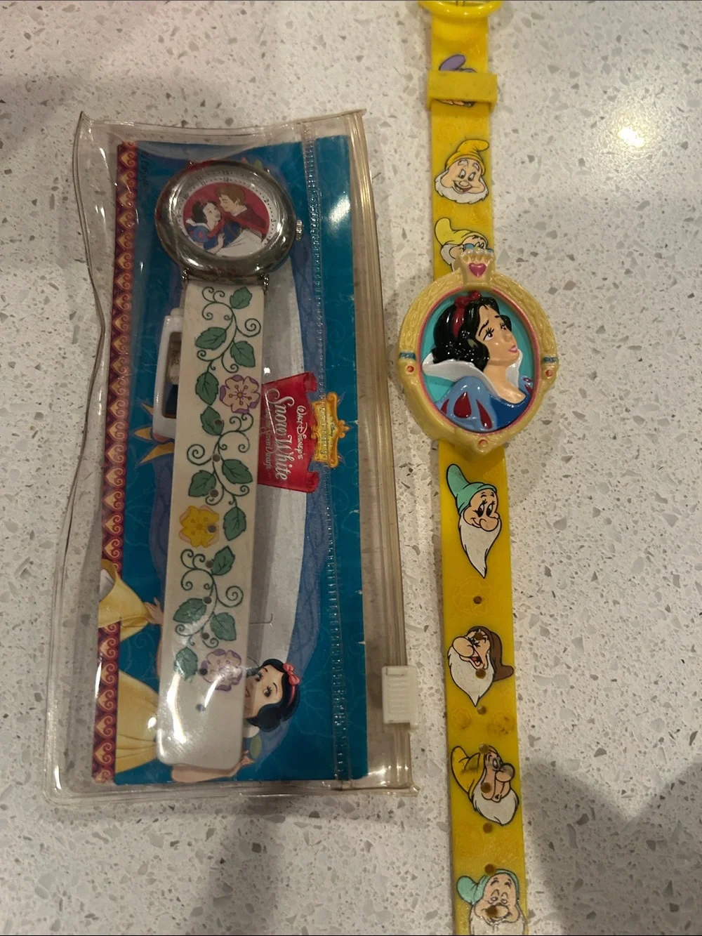 Disney Snow White Decorative Jewelry Box comes with free gifts 🎁